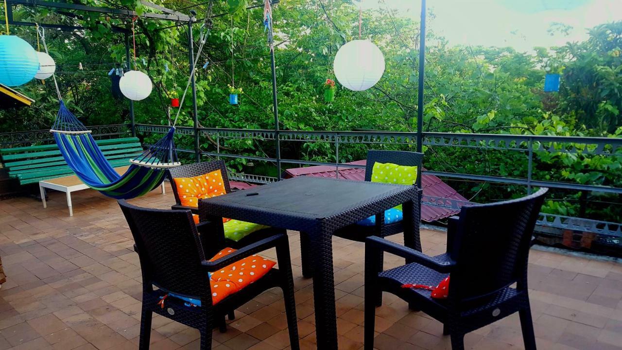 Green House In Batumi Exterior photo
